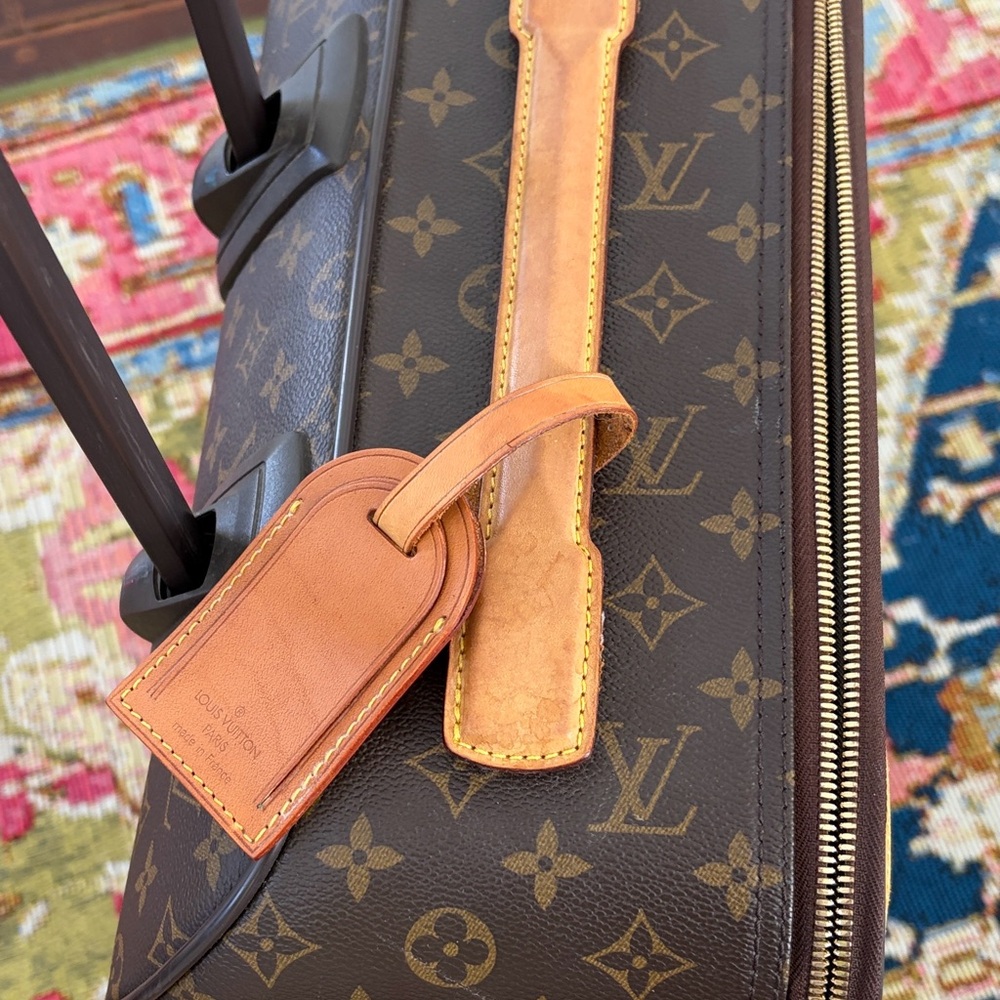 Louis Vuitton Brown Monogram Travel Bag - Picture 2 of 9